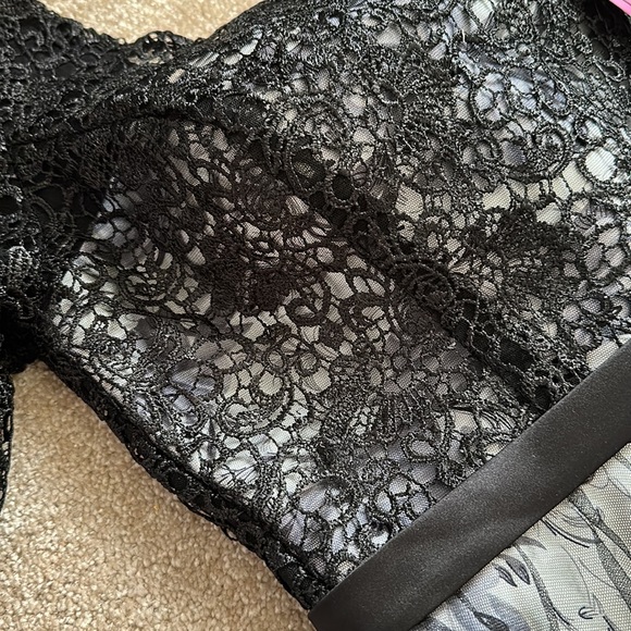 Beautiful Formal Dress - Picture 3 of 10